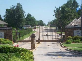 Crystal Lakes Gated Entry Norman OK